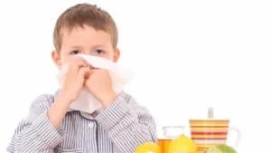 عادات يومية تعزز مناعة الأطفال وتقلل خطر نزلات البرد